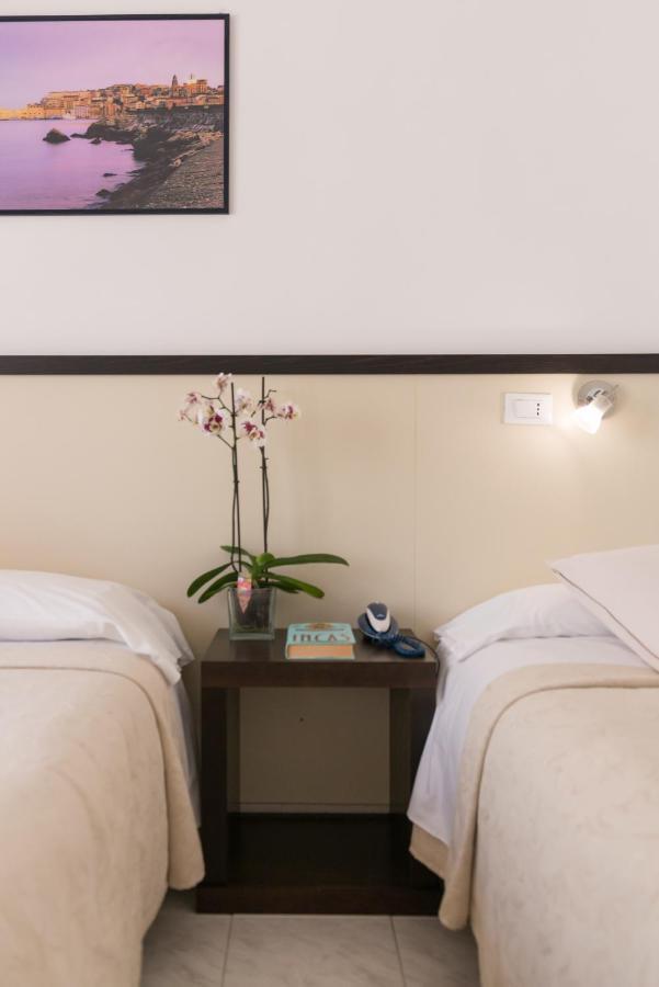 Hotel Viola Γκαέτα Εξωτερικό φωτογραφία