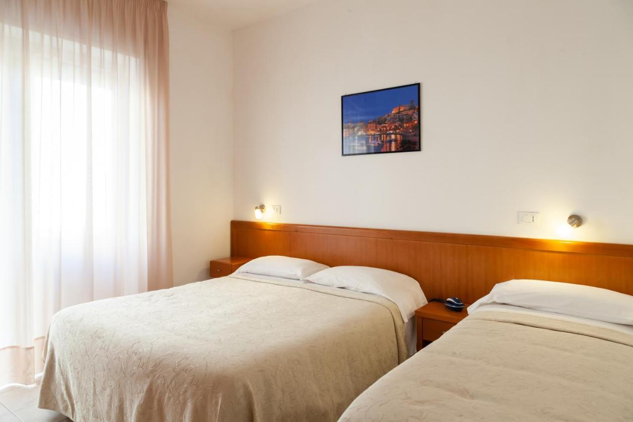 Hotel Viola Γκαέτα Εξωτερικό φωτογραφία
