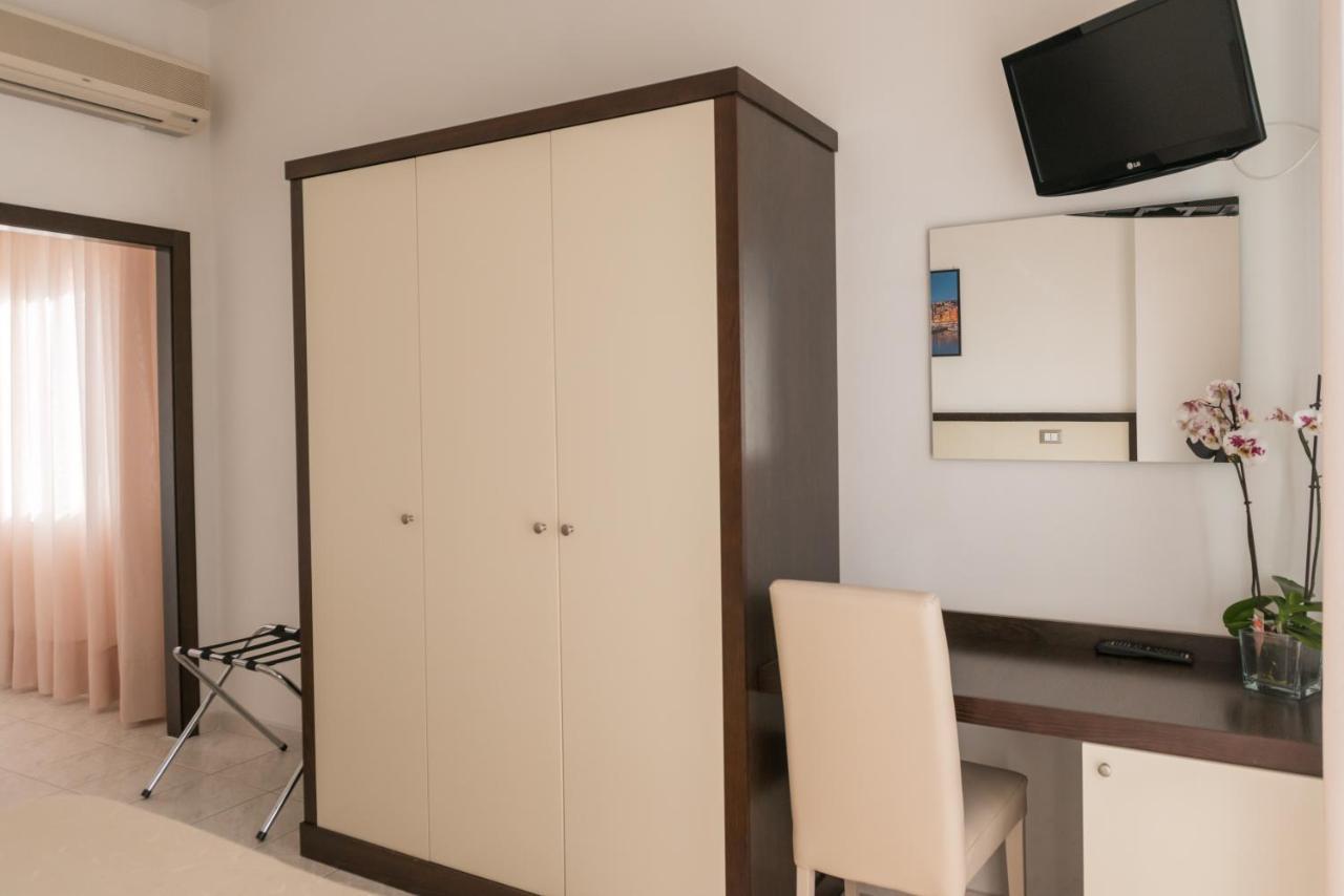 Hotel Viola Γκαέτα Εξωτερικό φωτογραφία