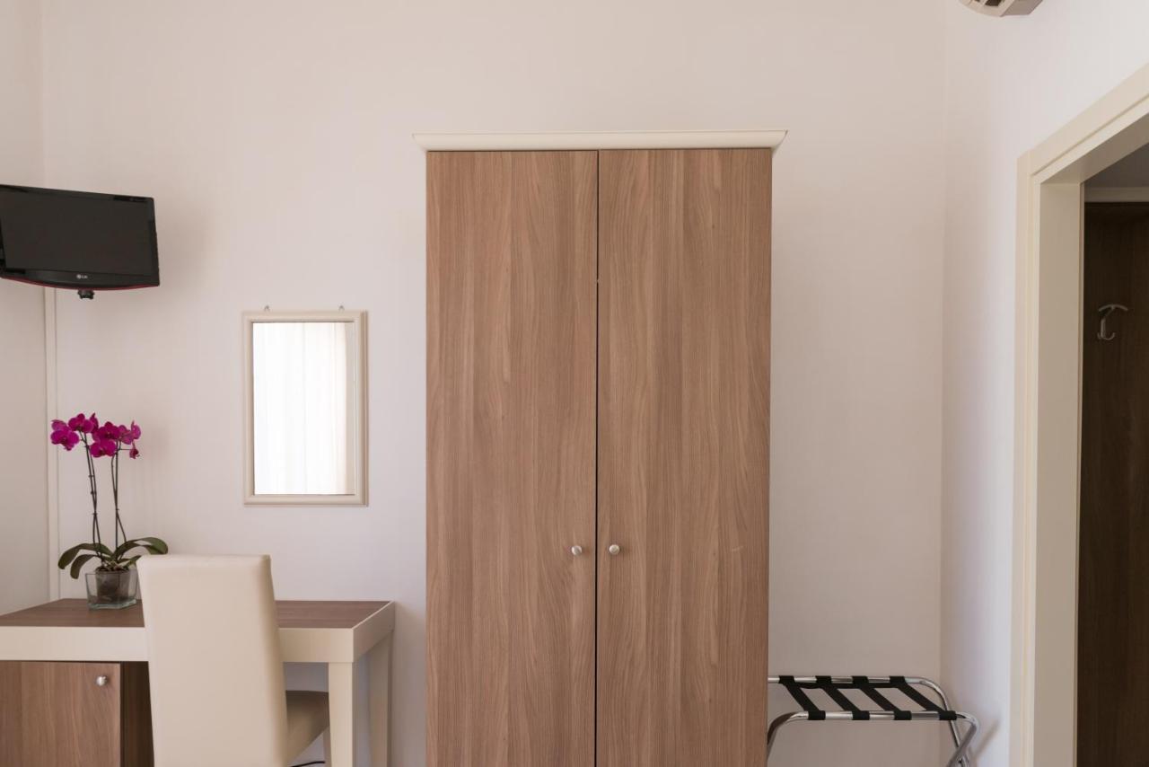 Hotel Viola Γκαέτα Εξωτερικό φωτογραφία