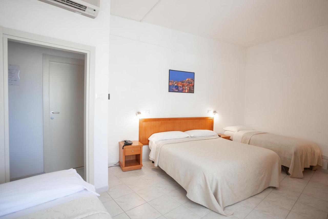 Hotel Viola Γκαέτα Εξωτερικό φωτογραφία