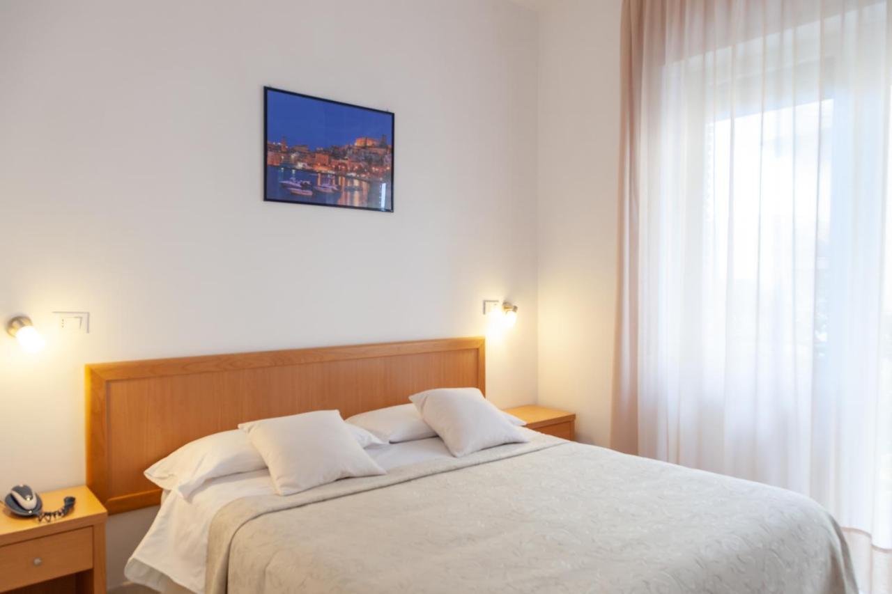 Hotel Viola Γκαέτα Εξωτερικό φωτογραφία