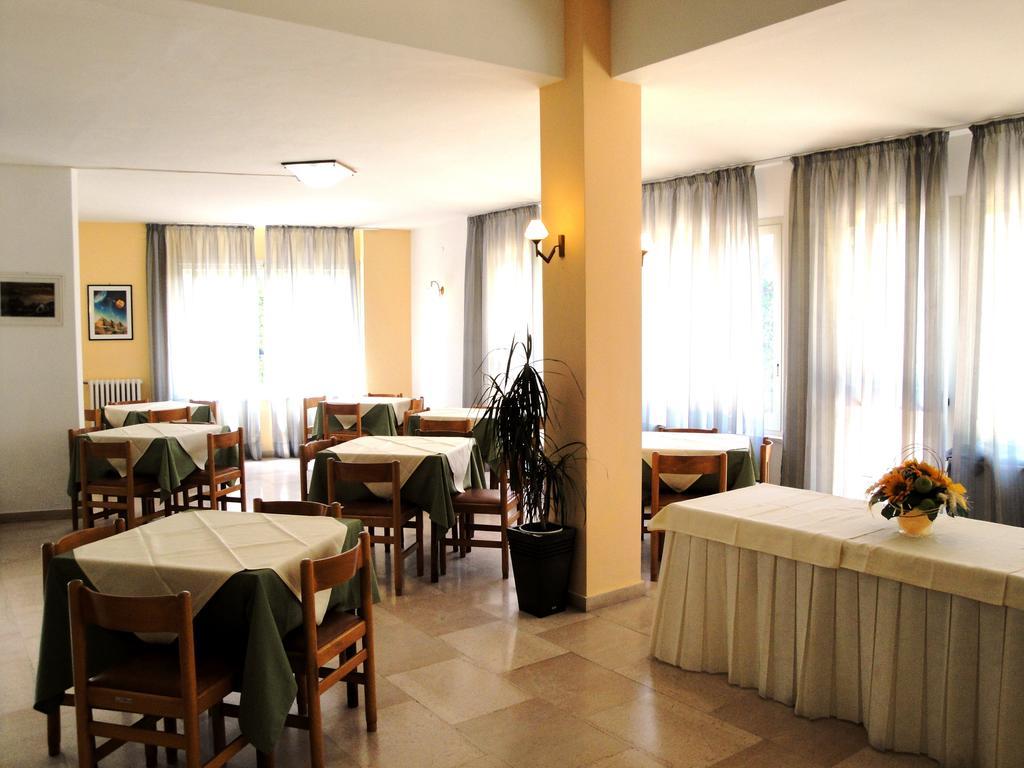 Hotel Viola Γκαέτα Εξωτερικό φωτογραφία
